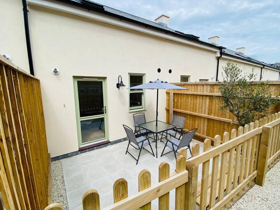Luxurious Beach House Chesil Beach. Sleeps 6 Castletown  エクステリア 写真